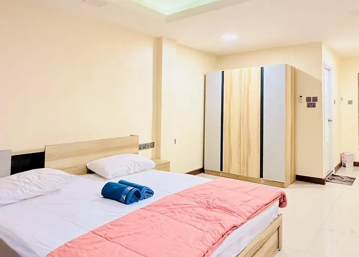 122 Near Baiyoke Sky Tower 招待所 3*